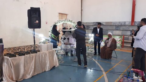 ۲۱ نوعروس مددجوی بهزیستی چرداول راهی خانه بخت شدند