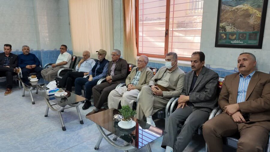 نخستین جلسه آموزشی «طرح سلام» با حضور بازنشستگان آموزش و پرورش در سنندج برگزار شد