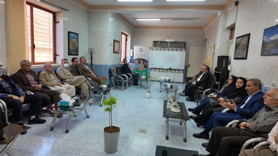 نخستین جلسه آموزشی «طرح سلام» با حضور بازنشستگان آموزش و پرورش در سنندج برگزار شد