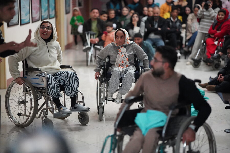 حضور سازمان بهزیستی در بخش فراگیر جشنواره تئاتر خیابانی مریوان