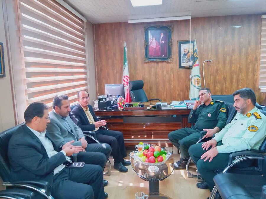 دماوند | دیدار صمیمانه روسای ادارات بهزیستی، فنی حرفه‌ای و بیمه سلامت با فرمانده نیروی انتظامی شهرستان