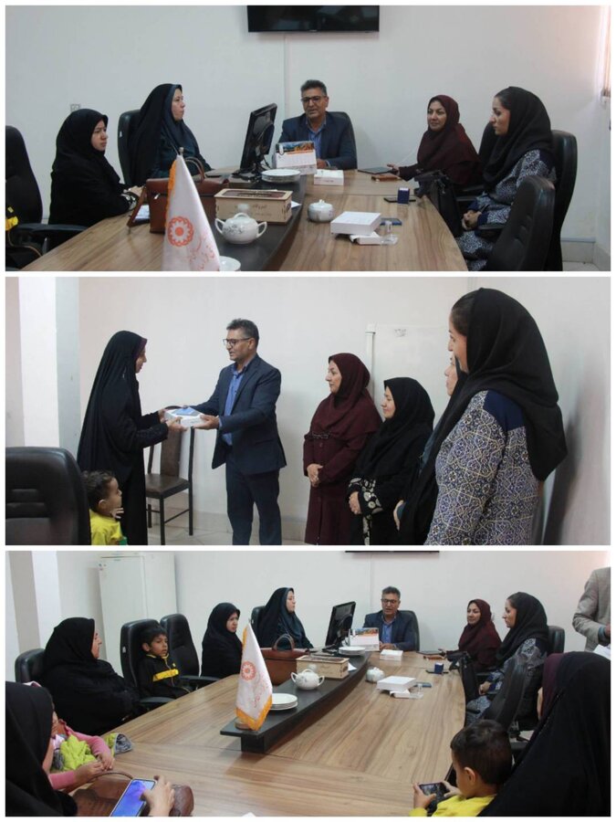 اهدای تبلت به افراد دارای معلولیت شنوایی در راستای توسعه خدمات توانبخشی