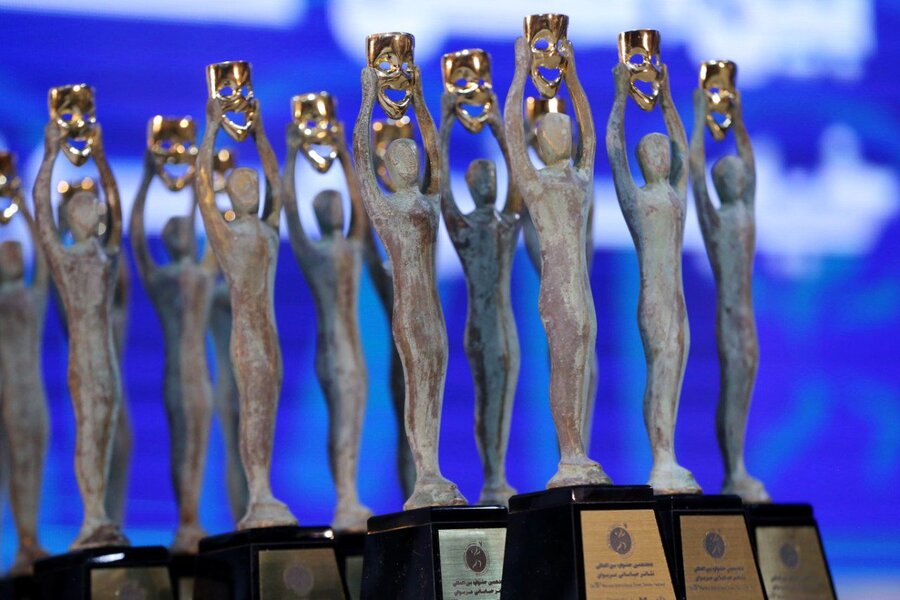 اختتامیه هجدهمین جشنواره بین‌المللی تئاتر خیابانی مریوان با حضور مسئولان بهزیستی کشور برگزار شد