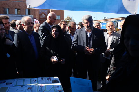 گزارش تصویری | آیین افتتاح نمایشگاه طرح سلامت اجتماعی محله محور با حضور معاون وزیر و رئیس سازمان بهزیستی کشور در مدرسه دارالفنون اردبیل