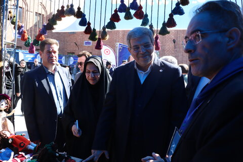 گزارش تصویری | آیین افتتاح نمایشگاه طرح سلامت اجتماعی محله محور با حضور معاون وزیر و رئیس سازمان بهزیستی کشور در مدرسه دارالفنون اردبیل