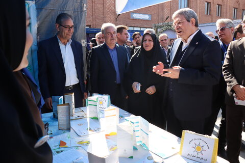 گزارش تصویری | آیین افتتاح نمایشگاه طرح سلامت اجتماعی محله محور با حضور معاون وزیر و رئیس سازمان بهزیستی کشور در مدرسه دارالفنون اردبیل