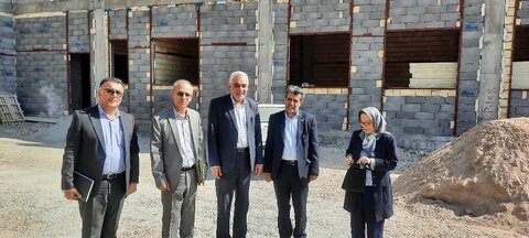 بازدید مشاور استاندار خوزستان از پروژه در حال ساخت شیرخوارگاه بهزیستی