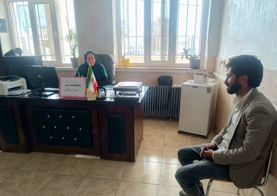 ملاقات مردمی رئیس بهزیستی پلدشت با مددجویان و توانخواهان در چهارشنبه های مردمی