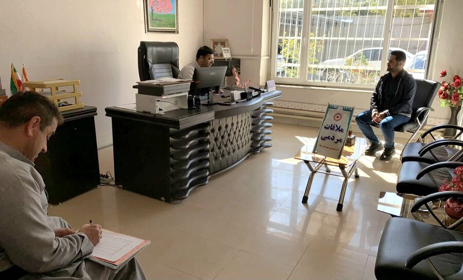 رئیس بهزیستی مهاباد در دیدار مردمی: شنیدن از مردم، نقطه آغاز تصمیم‌های درست است