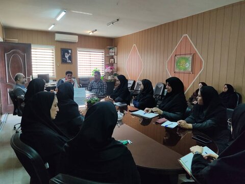 رامسر| برگزاری نشست خود حفاظتی پدافند غیرعامل و مدیریت بحران ویژه کارکنان بهزیستی رامسر