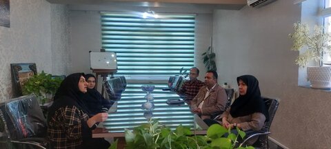 نشست هم‌اندیشی اورژانس اجتماعی و پیشگیری از آسیب‌ها در اسکو