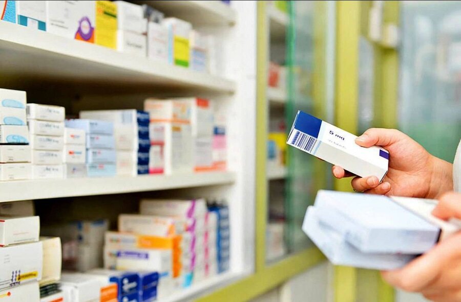 کمک مومنانه داروخانه دکتر مسلم زاده در هزینه های دارویی مددجویان بهزیستی سلماس