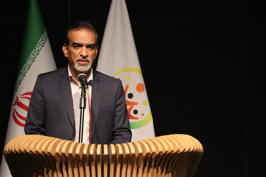 از خیرین فعال در حوزه کودکان کار و خیابان تجلیل شد