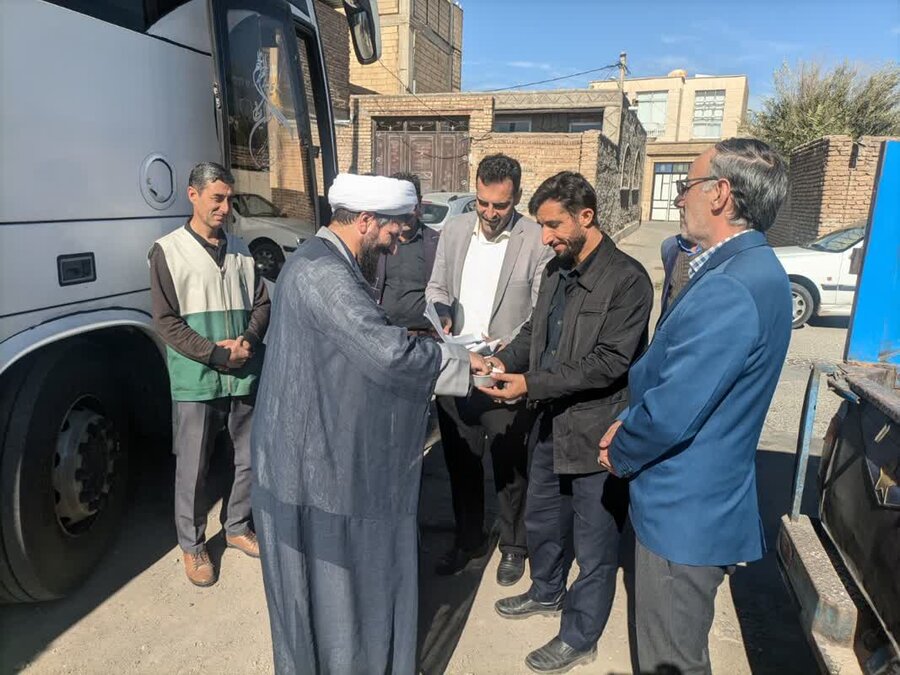 اعزام مددجویان بهزیستی شهرستان اهر به مشهد مقدس