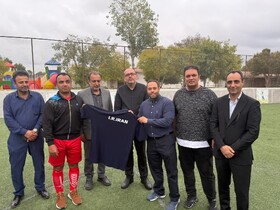 بازدید نادر هومنیان مدیرکل بهزیستی استان یزد به همراه  معاون توسعه مدیریت و منابع  کشور از اردوی تیم ملی فوتبال نابینایان کشور