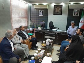 دیدار اعضای هیات مدیره موسسه خیریه کریمه مجاهدی با مدیرکل بهزیستی قم