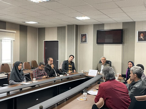 کارگروه تخصصی نهمین جشنواره تئاتر معلولین زاگرس در قروه برگزار شد