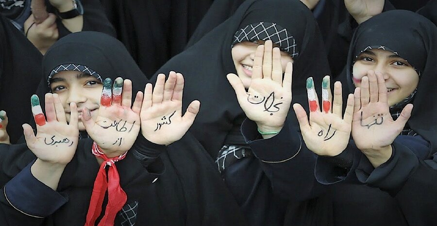 راهپیمایی ۱۳ آبان در کرمانشاه و حضورِ دوبارۀ مردمِ انقلابی