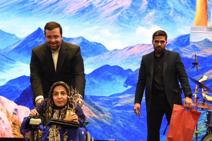 اختتامیه همام در برج میلاد؛ ستارگان هنر برای توان‌یابان درخشیدند  