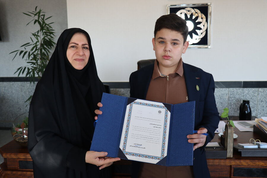 تقدیر رئیس سازمان بهزیستی کشور از قاری نوجوان اردبیلی