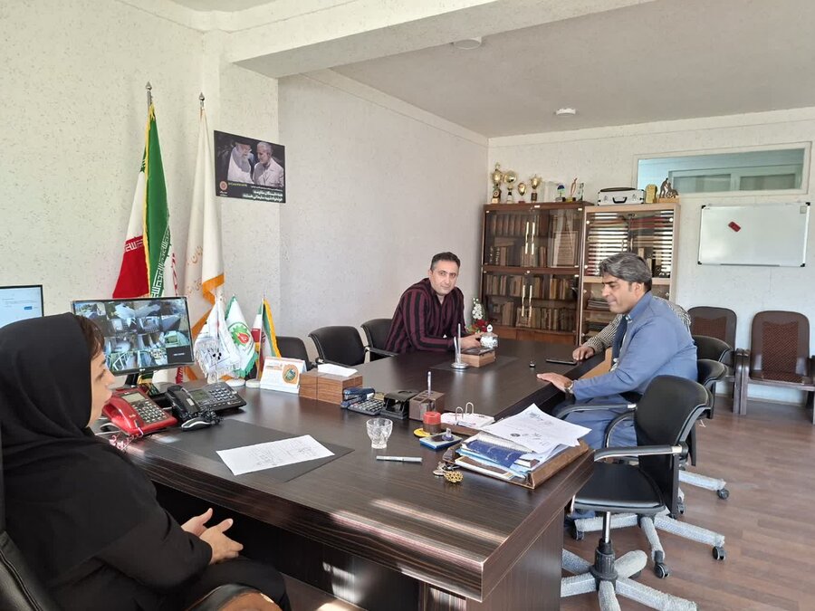 دانش‌آموزان تحت پوشش بهزیستی کامیاران از خدمات آموزشی بنیاد قلم‌چی بهره‌مند می‌شوند
