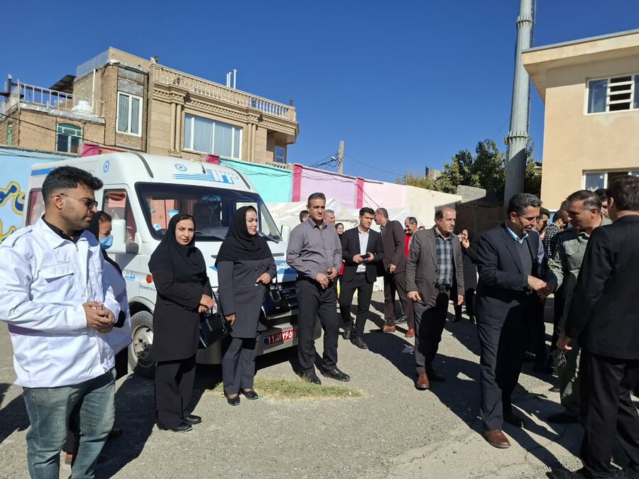 مانور پدافند غیرعامل در دبیرستان فاطمه‌الزهرا (س) کامیاران برگزار شد