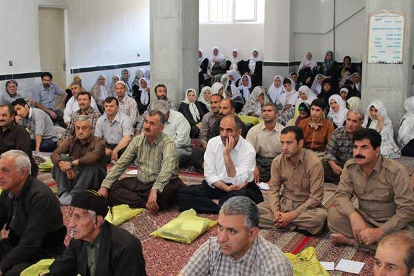 حضور بهزیستی سنندج در اجرای پویش «ولیمه مهربانی حجاج» در جمع کاروان‌های حج عمره