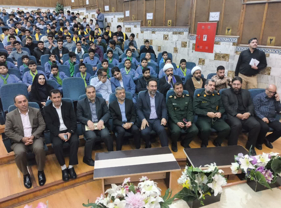 گرامیداشت یاد و خاطره شهید فهمیده و ۳۶ هزار دانش‌آموز شهید با حضور مدیرکل بهزیستی البرز