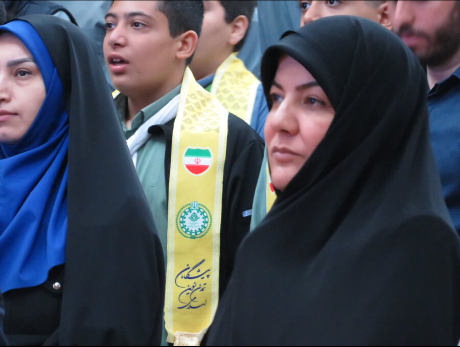 گرامیداشت یاد و خاطره شهید فهمیده و ۳۶ هزار دانش‌آموز شهید با حضور مدیرکل بهزیستی البرز