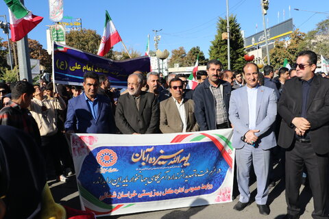 حضور سرپرست اداره کل بهزیستی خراسان شمالی در راهپیمایی 13 آبان روز دانش آموز