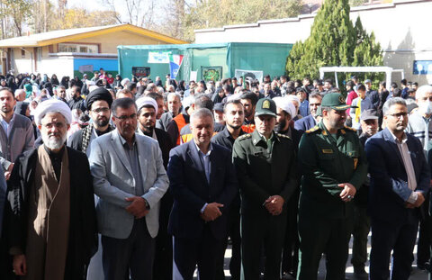 راهپیمایی بزرگ مردم طالقان به مناسبت یوم الله ۱۳ آبان برگزار شد