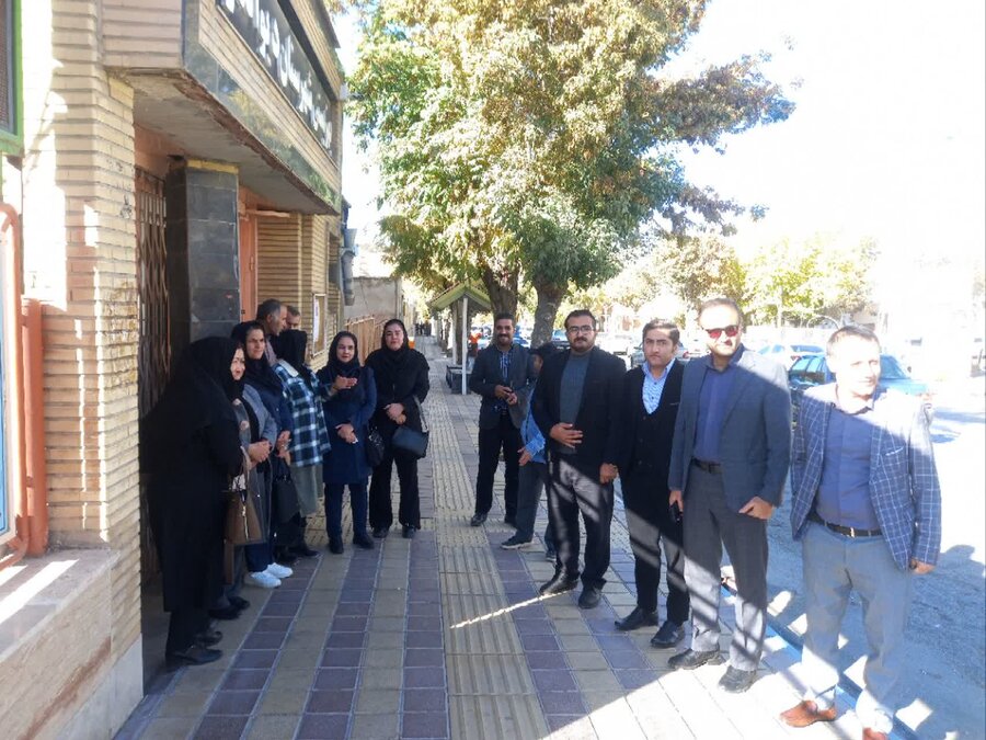 حضور گسترده مدیرکل و کارکنان بهزیستی کردستان در راهپیمایی یوم‌الله ۱۳ آبان