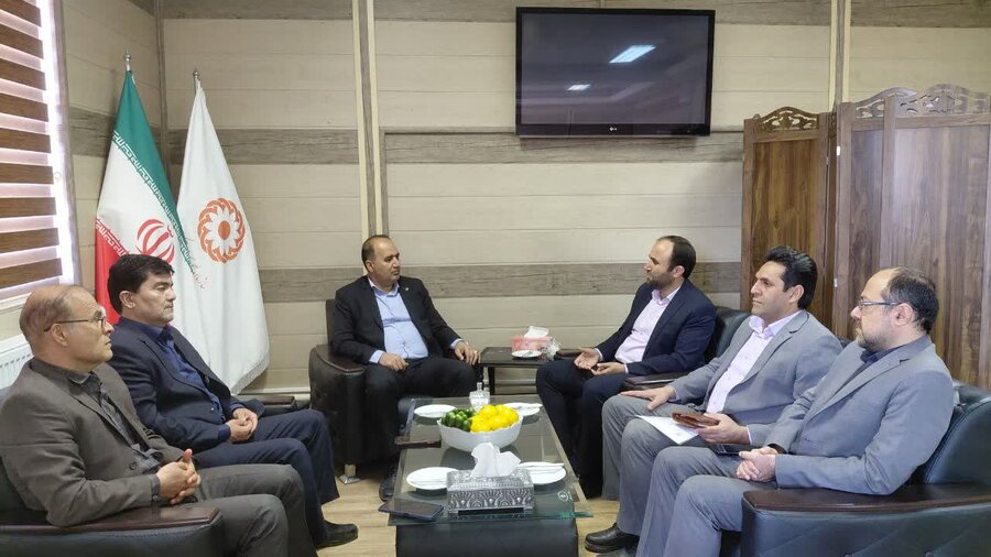 دیدار مدیرکل بهزیستی با مسئولان بانک توسعه تعاون کرمانشاه
