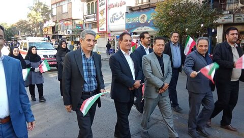 گزارش تصویری /  حضور گسترده کارکنان بهزیستی آذربایجان‌غربی در راهپیمایی یوم‌الله ۱۳ آبان