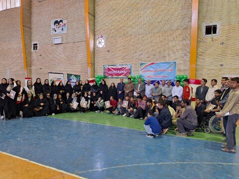 رقابت توانخواهان و جانبازان جوین در میدان ورزش و همدلی