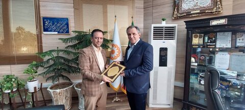 تجلیل از هشت نفر از بازنشستگان بهزیستی فارس در مراسمی صمیمی با حضور مدیرکل