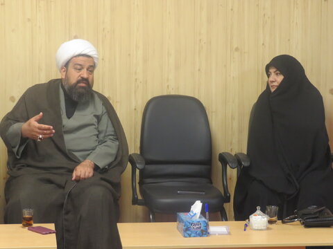 گزارش تصویری| دیدار مدیرکل بهزیستی البرز با امام جمعه شهرستان چهارباغ