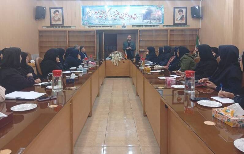 اصفهان| نشست آموزشی تابآوری ویژه کارکنان بهزیستی