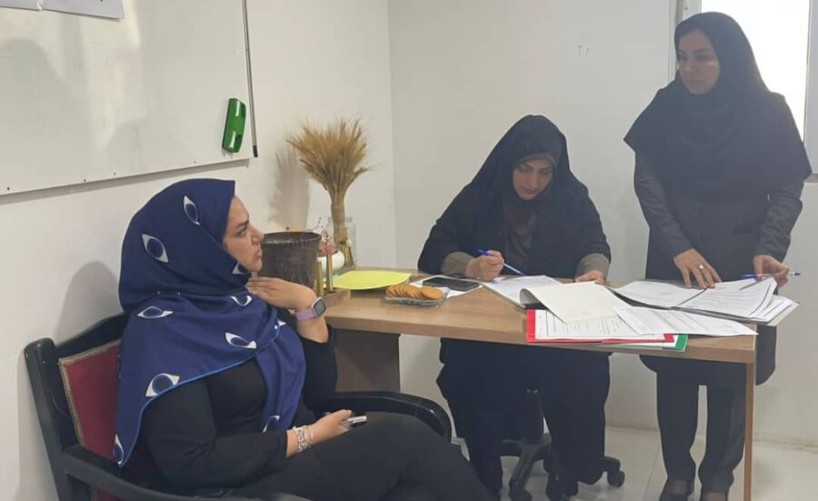 بازدید مدیر بهزیستی بوشهر از مراکز «+ زندگی»