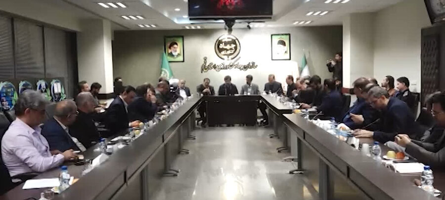 میثاق‌نامه مدیران قم برای تولید ۲۵۰۰ مگاوات برق امضا شد