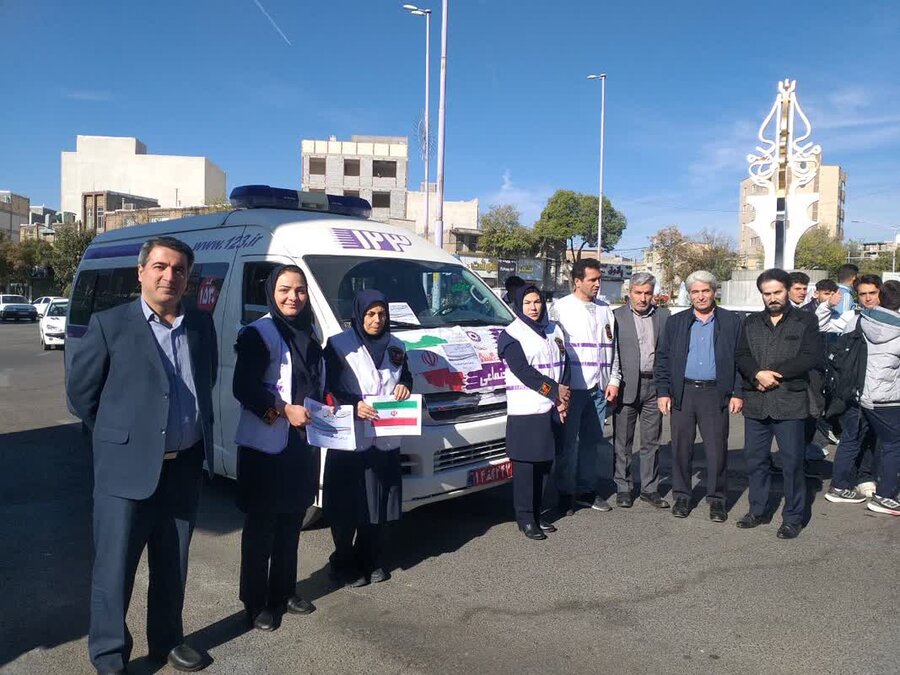 آذر-شرقی-میانه