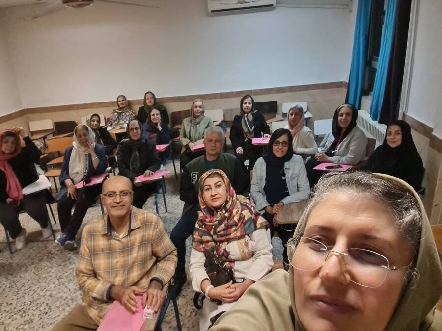 پنجمین نشست مهر و گفتگو در رشت