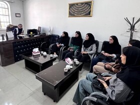 حضور دانشجویان در مرکز اورژانس اجتماعی اشنویه با هدف آشنایی با خدمات مداخله در بحران