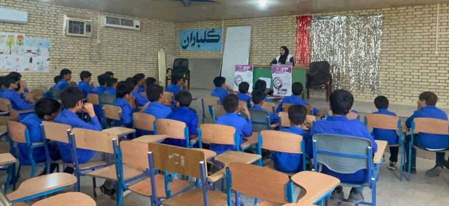 بستک|برگزاری کارگاه آموزشی آشنایی با اورژانس اجتماعی و مدیریت احساسات 