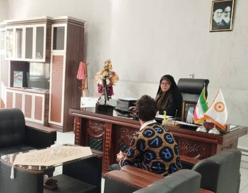 برپایی میز خدمت در اداره بهزیستی شهرستان شوط به منظور تسهیل امور مراجعان