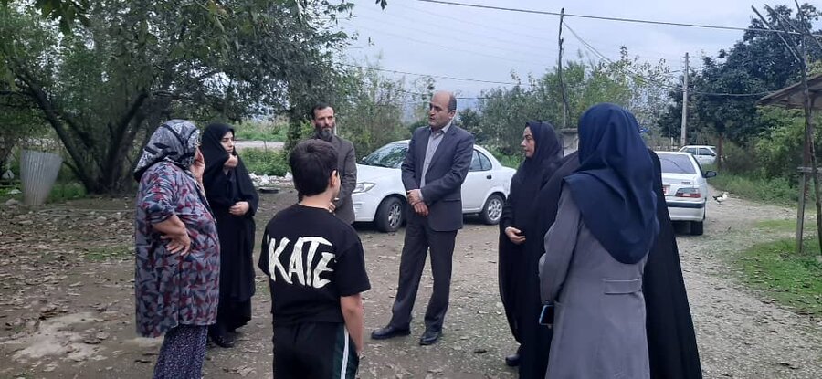 بازدید مدیرکل بهزیستی استان گیلان از منزل مددجو در شهرستان صومعه‌سرا