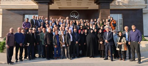 سرمایه‌های انسانی بهزیستی مازندران گرد هم آمدند/
میثاقی برای ادامه راه؛ ایثارِ دیروز، چراغِ راهِ فردا
