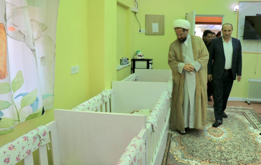 بازدید مدیرکل اوقاف و امور خیریه استان از شیرخوارگاه مهر ارومیه