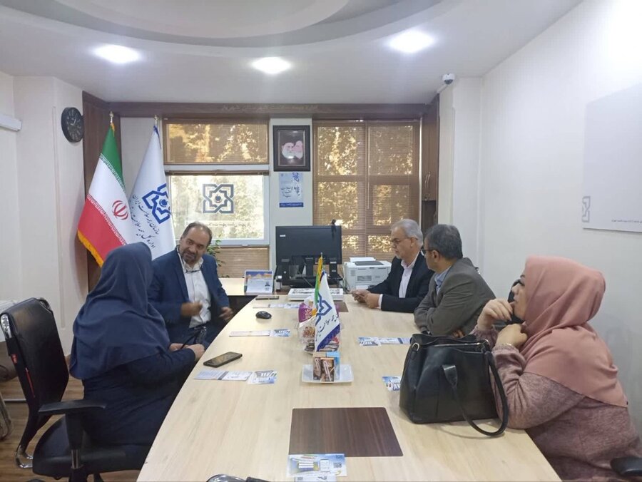 شهریار | حضور رئیس و مسئولین بهزیستی شهرستان در بیمه سلامت در هفته ملی بیمه سلامت