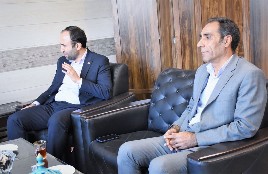 دیدار رئیس هیئت ناشنوایان استان با مدیرکل بهزیستی